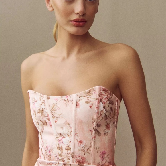 V. Chapman June Dress in Peach Tapestry - Picture 2 of 5